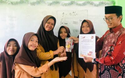 Belajar Fisika Jadi Seru! Siswa Kelas 9 Taklukkan Tekanan Hidrostatis Lewat Game “Misi Penyelam Harta Karun”