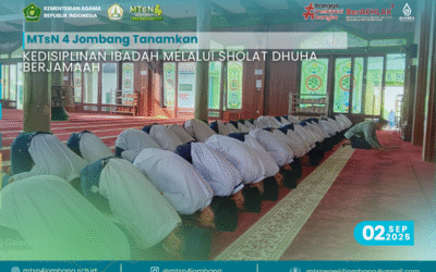 MTsN 4 Jombang Tanamkan Kedisiplinan Ibadah melalui Sholat Dhuha Berjamaah