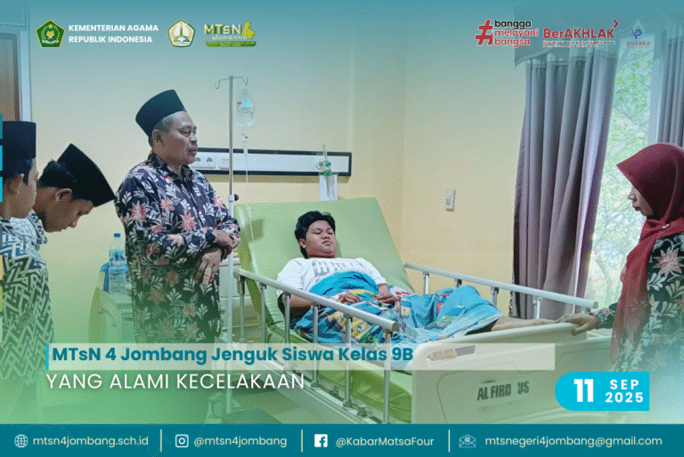 MTsN 4 Jombang Jenguk Siswa Kelas 9B yang Alami Kecelakaan 2 MTsN 4 Jombang Jenguk Siswa Kelas 9B yang Alami Kecelakaan