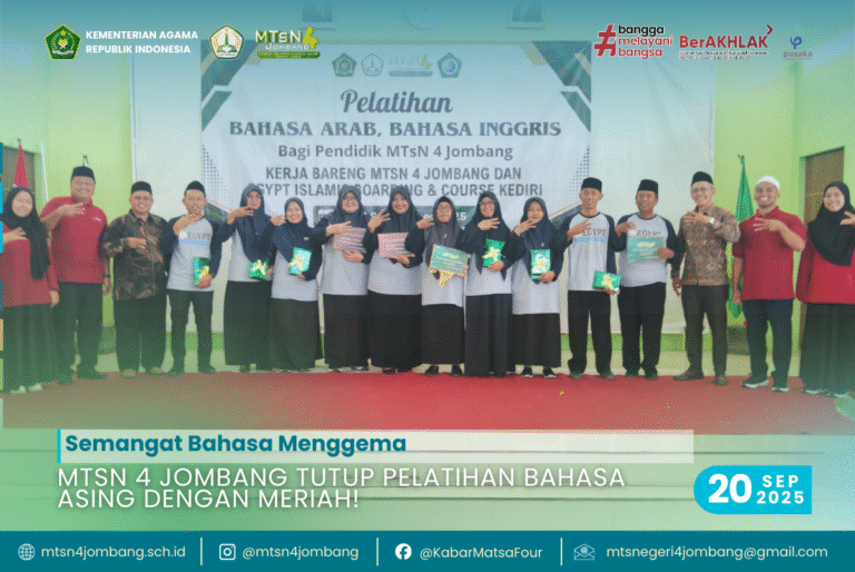 Semangat Bahasa Menggema, MTsN 4 Jombang Tutup Pelatihan Bahasa Asing dengan Meriah! 5 MTsN 4 Jombang Tutup Pelatihan Bahasa Asing dengan Meriah!