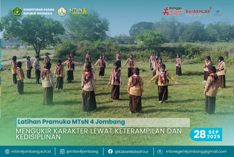 Latihan Pramuka MTsN 4 Jombang : Mengukir Karakter lewat Keterampilan dan Kedisiplinan 8 Mengukir Karakter lewat Keterampilan dan Kedisiplinan