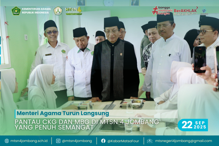 Menteri Agama Turun Langsung, Pantau CKG dan MBG di MTsN 4 Jombang yang Penuh Semangat 10 Menteri Agama Turun Langsung, Pantau CKG dan MBG di MTsN 4 Jombang yang Penuh Semangat