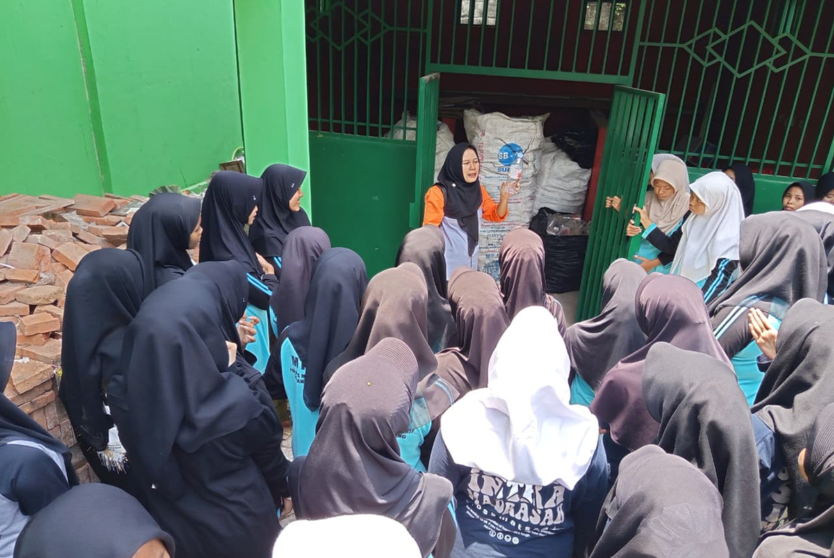 30938cb7 4b34 49cf ba3c 1f624573ba31