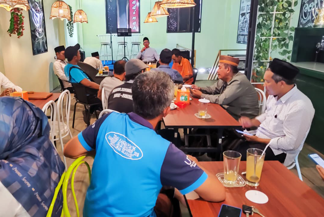 Ngopi Bareng Guru MTsN 4 Denanyar : Dari Seruput Kopi Menuju Komitmen Madrasah Bebas Asap Rokok 2 91d15abe 33e9 4efc a6b5 8226d4e18411