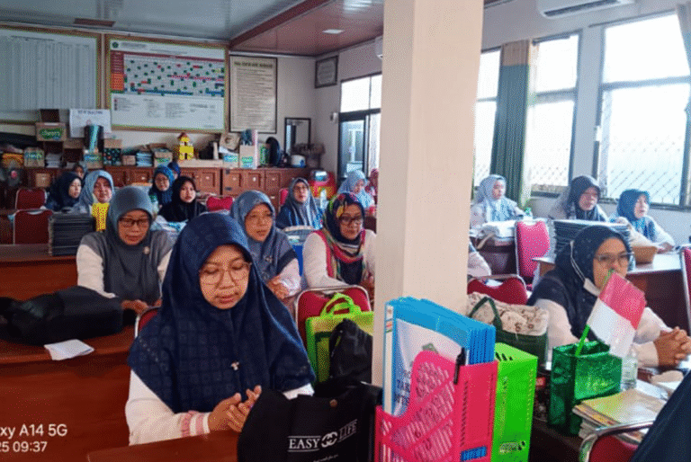 Gema Ilahi di Bumi Santri: Khotmil Qur’an Serentak MTsN 4 Jombang dan Napas Spiritualitas yang Menyala Kembali 4 QotmilDoa2