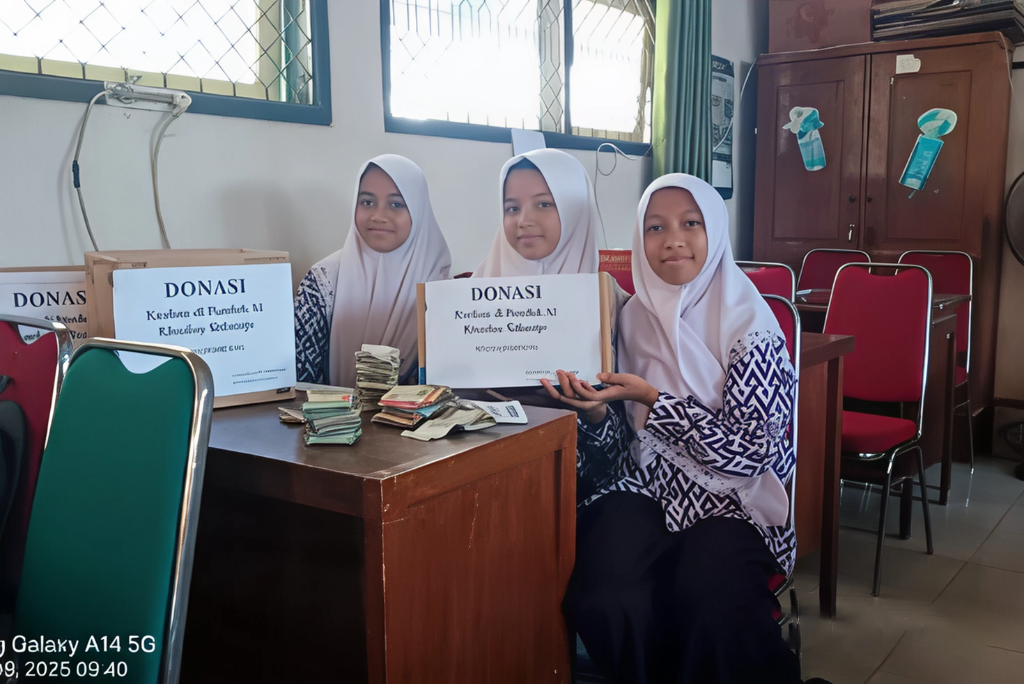 MTsN 4 Denanyar Jombang Galang Donasi untuk Santri Korban Musibah Ponpes Al-Khoziny Sidoarjo 3 donasi alkhozini 3 artguru