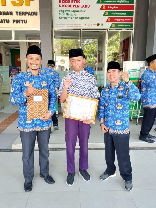 Siswa MTsN 4 Jombang, Bara Sayid Akbar, Sukses Sabet Juara 1 OMI Olimpiade IPS Tingkat Kabupaten 2026 4 59efe150 0ef8 4f60 a14b b057686edf4d
