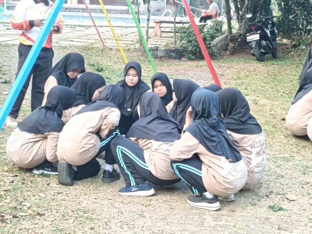 MTsN 4 Jombang Gelar Latihan Dasar Kepemimpinan Siswa (LDKS) OSIM Masa Bakti 2026/2027 4 68d0b4f1 c119 4739 8442 05b56a1dbfb1